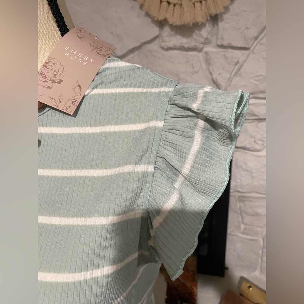 Light mint blouse - Picture 3 of 3
